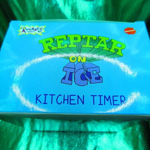 New Rugrats Reptar On Ice Kitchen Timer Nick Box Winter 2018 EXCLUSIVE - Picture 3 of 12